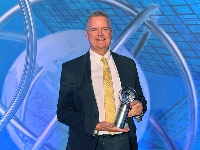 Dan Nash wins Socal ORBIE leadership award