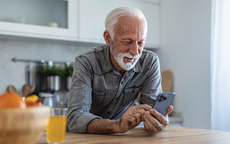 patient receiving appointment reminder on their phone