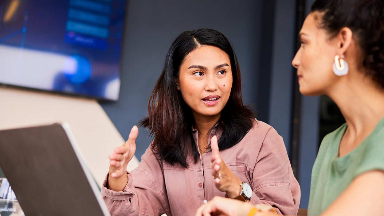 Business woman meeting with colleague