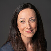 Sanaz Riahi headshot