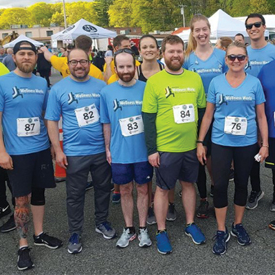 MEDITECHERs gathering for a road race